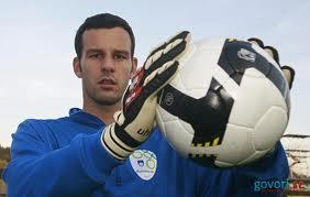 爱游戏官方登录入口-斯洛文尼亚国家队奋力拼杀，期待逆袭成功的简单介绍