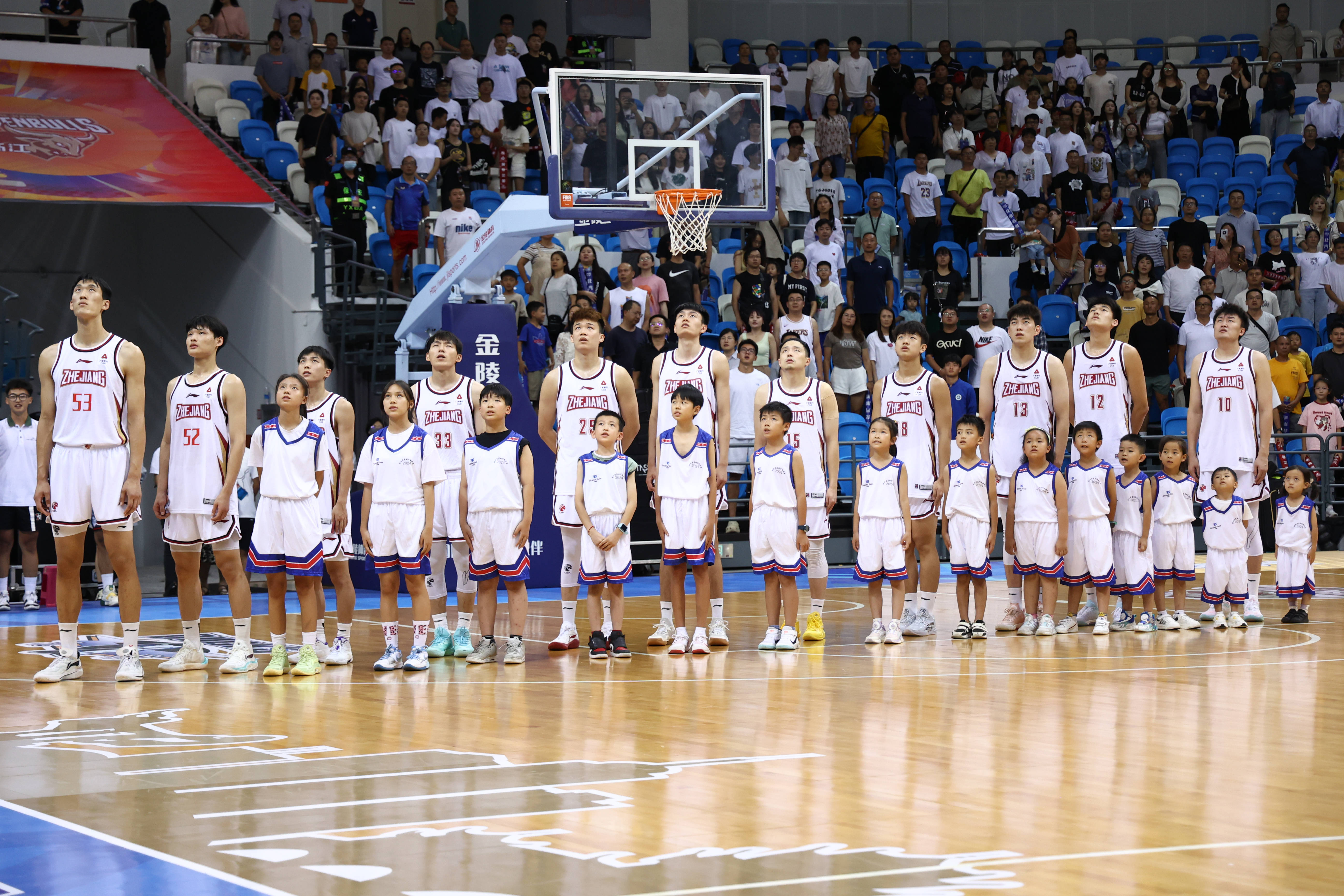 关于体育品牌启动篮球全球巡回赛事的信息 关于体育品牌启动篮球全球巡回赛事的信息