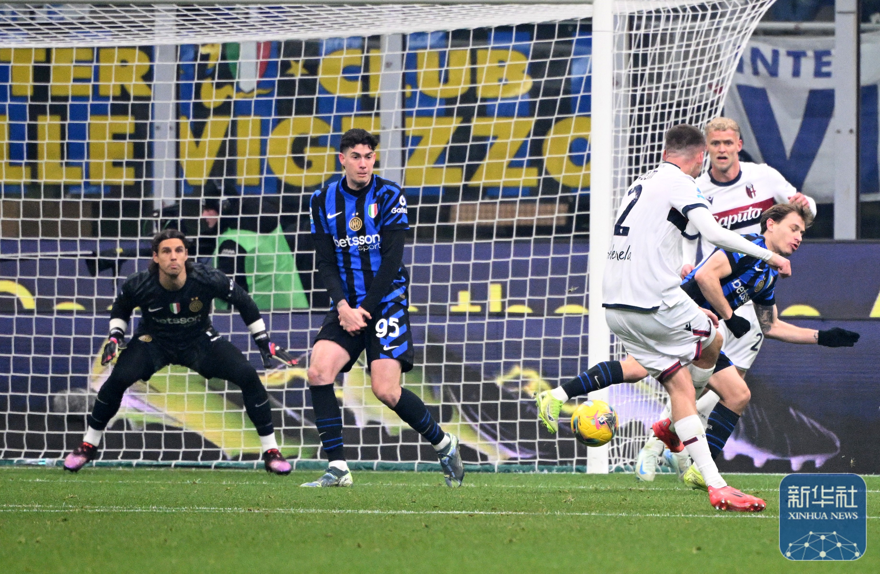 罗马防守表现亮眼,成功守住胜局 罗马防守表现亮眼,成功守住胜局