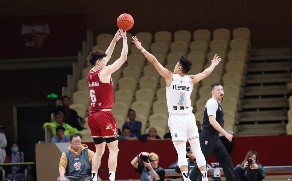 爱游戏app-上海队成为本场最大亮点，全国篮球锦标赛瞬间破防，失误的简单介绍