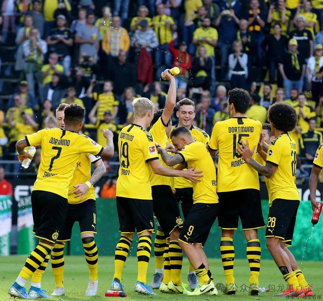 爱游戏官网-包含斯图加特全神贯注德甲战况激烈的词条