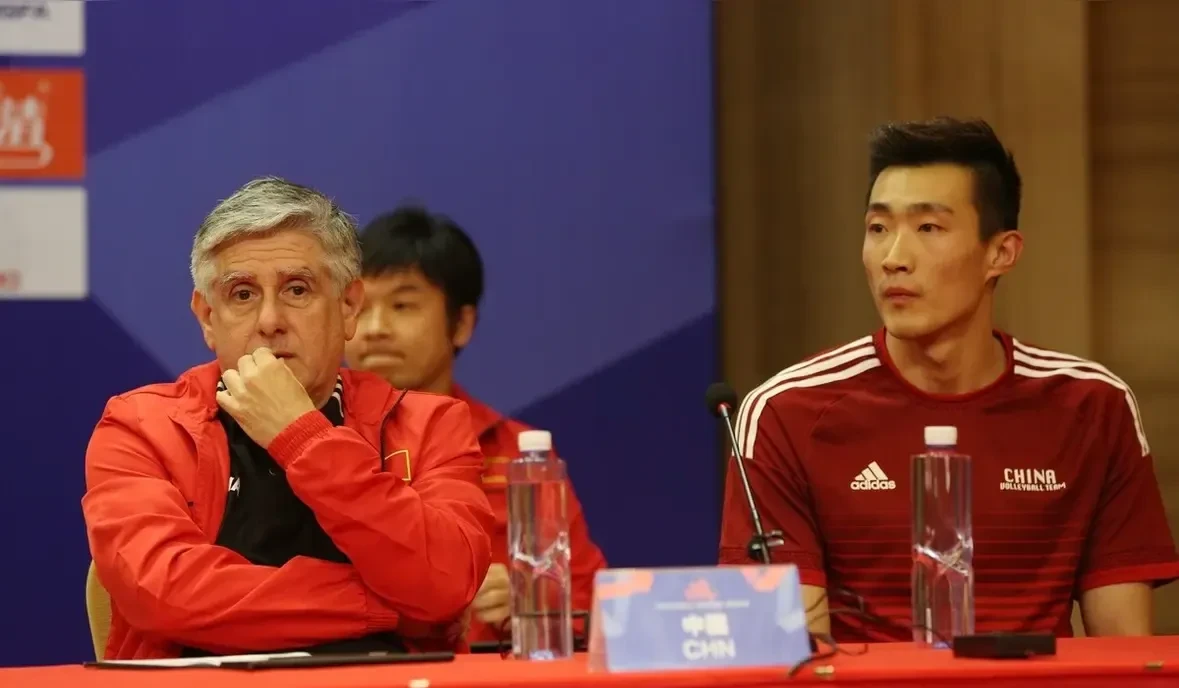 惊险一幕:关键时刻胜负天平摇摆不定的简单介绍 惊险一幕:关键时刻胜负天平摇摆不定的简单介绍