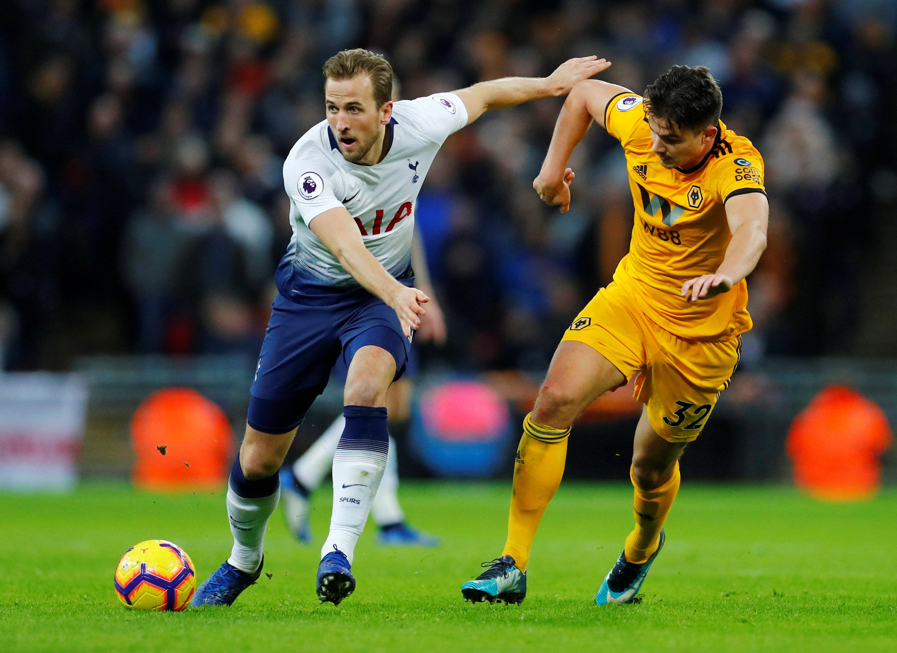 托特纳姆热刺卫军防守有力,取得胜利 托特纳姆热刺卫军防守有力,取得胜利