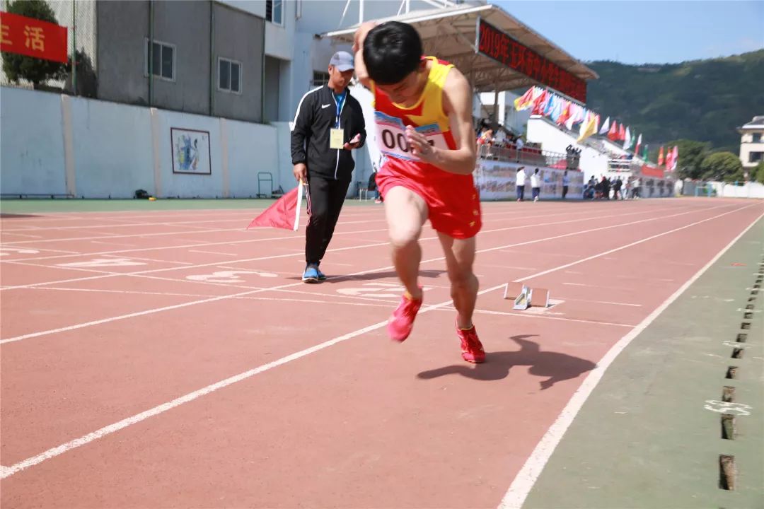 欧洲顶尖球队奋力拼搏,为荣誉不断拼搏 欧洲顶尖球队奋力拼搏,为荣誉不断拼搏