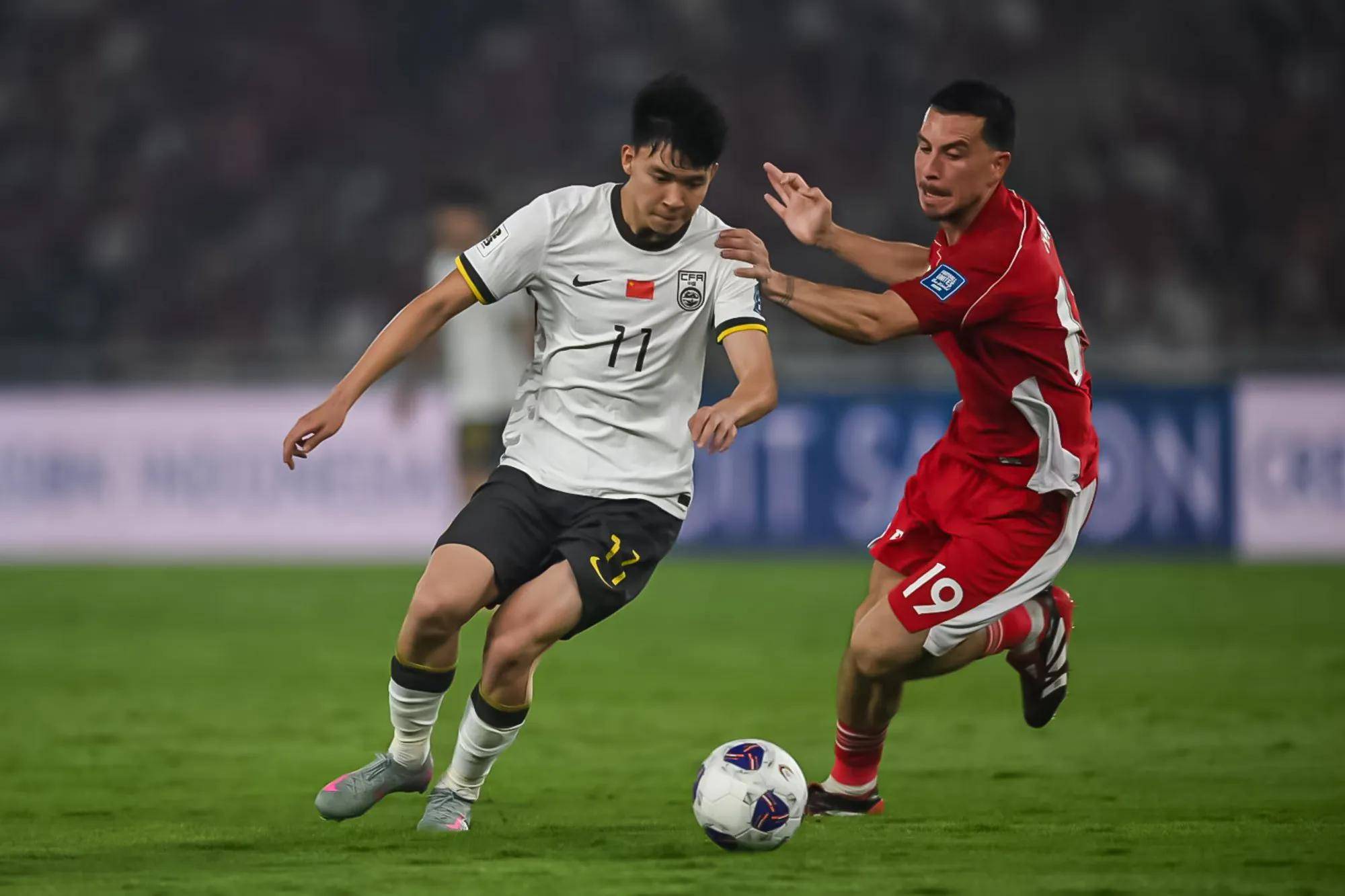 西班牙里斯本竞技主帅下课,队员缺席训练的简单介绍 西班牙里斯本竞技主帅下课,队员缺席训练的简单介绍