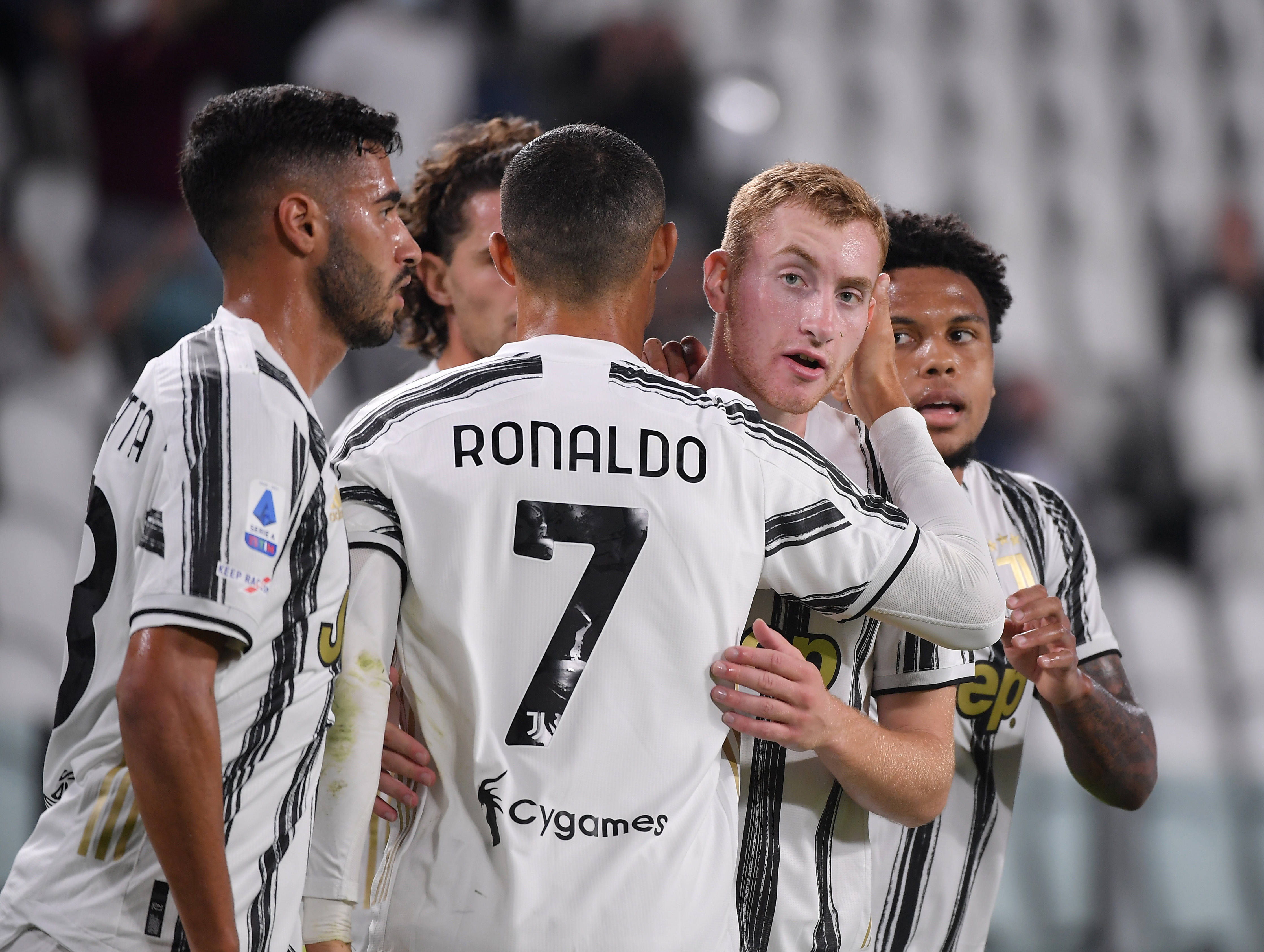 尤文图斯连胜结束巴塞罗那不败纪录