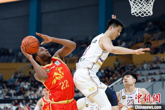 爱游戏体育官网-在浙江队赛场上演CBA季后赛，破门，引发全场沸腾