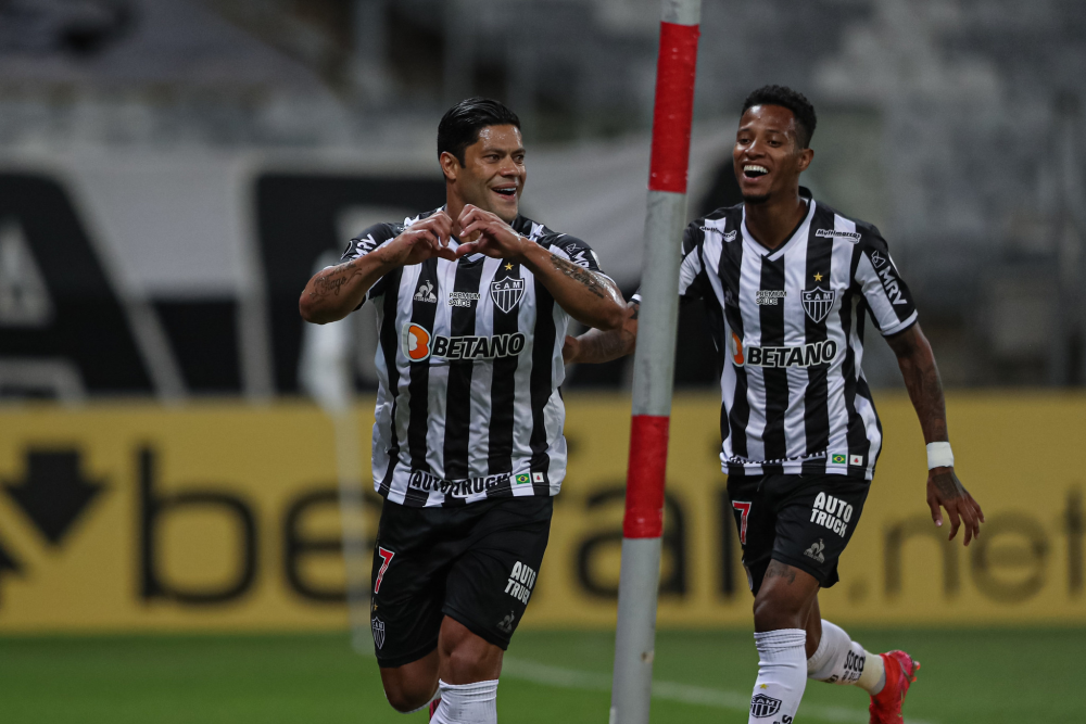 爱游戏登录-包含刀手在北方赛场-被斩杀，主比赛依然位居球季首位的词条