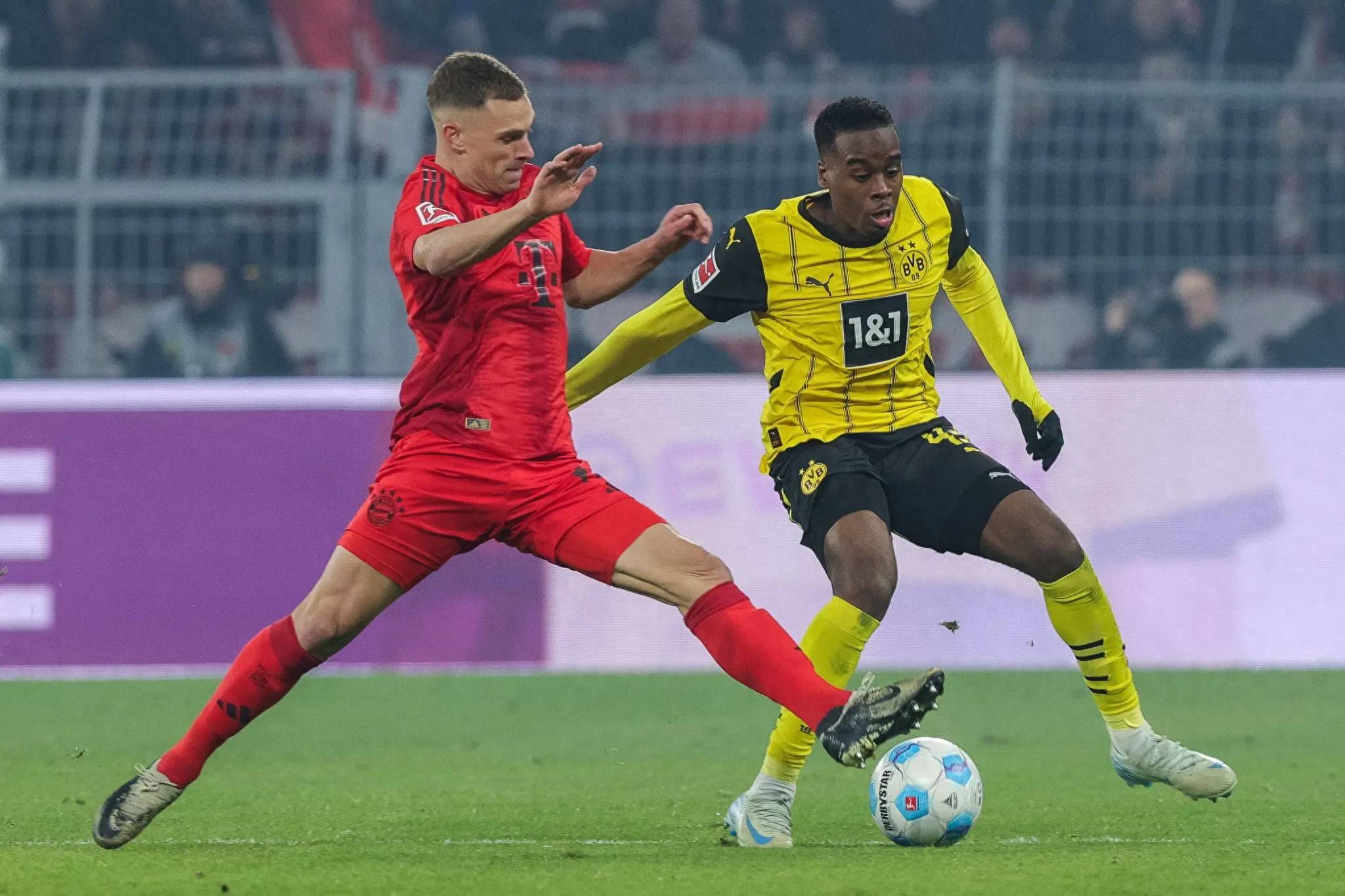 欧国联比赛：拜仁击败多特蒙德登顶德甲的简单介绍