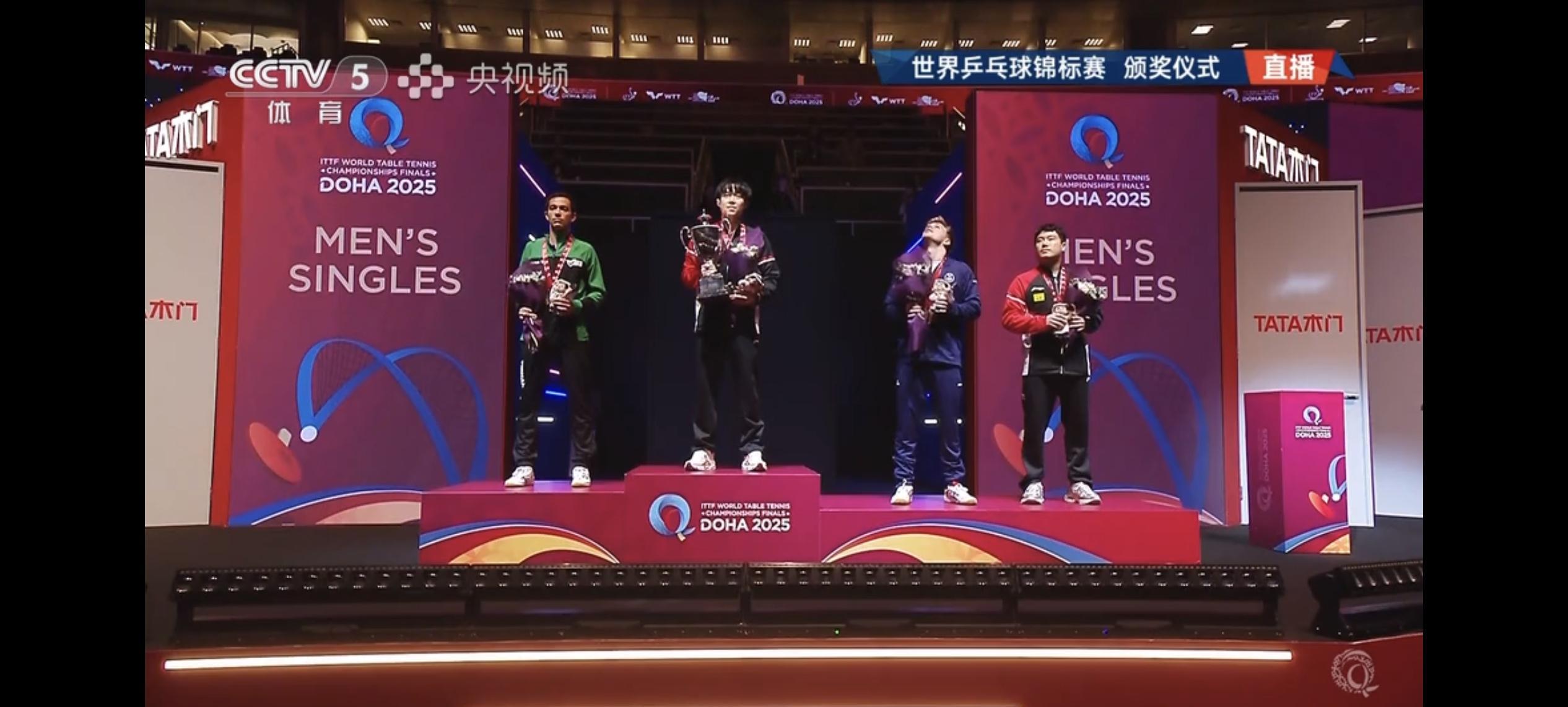 包含柏林奥运会颁奖典礼隆重举行,选手欢声笑语共庆功绩的词条 包含柏林奥运会颁奖典礼隆重举行,选手欢声笑语共庆功绩的词条