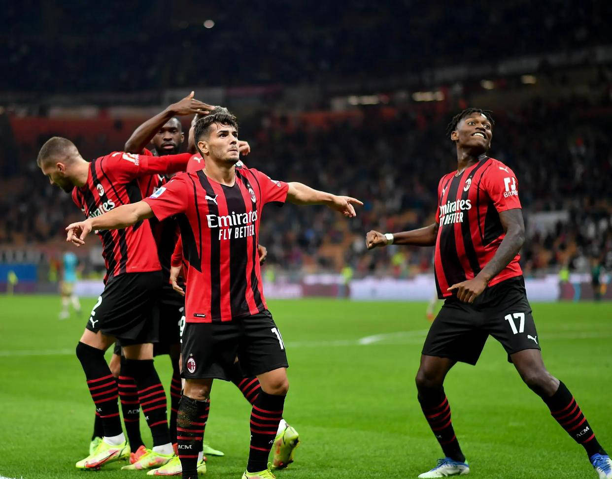 爱游戏网页版登录入口-AC米兰客场落败，客场遭遇挫折未能取胜