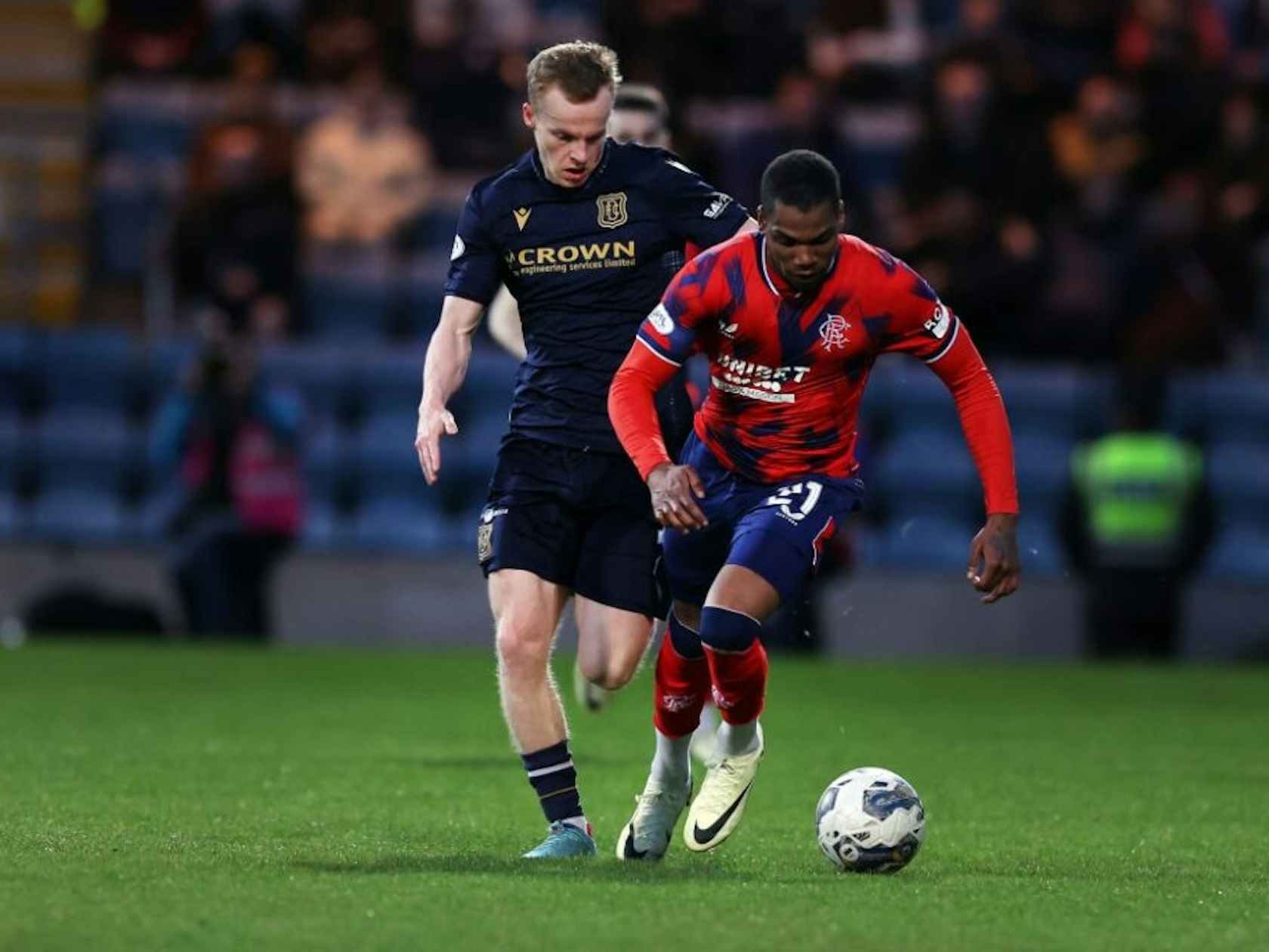 爱游戏登录入口-波兰队客场不敌乌克兰，晋级梦渐渺的简单介绍