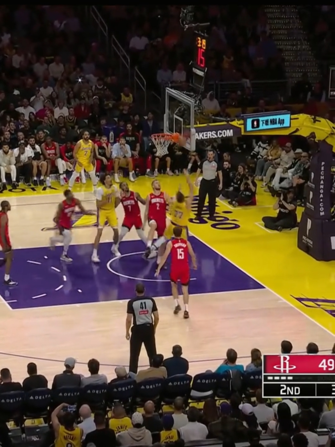 爱游戏app-篮网惨遭湖人横扫，遭遇三连败的简单介绍