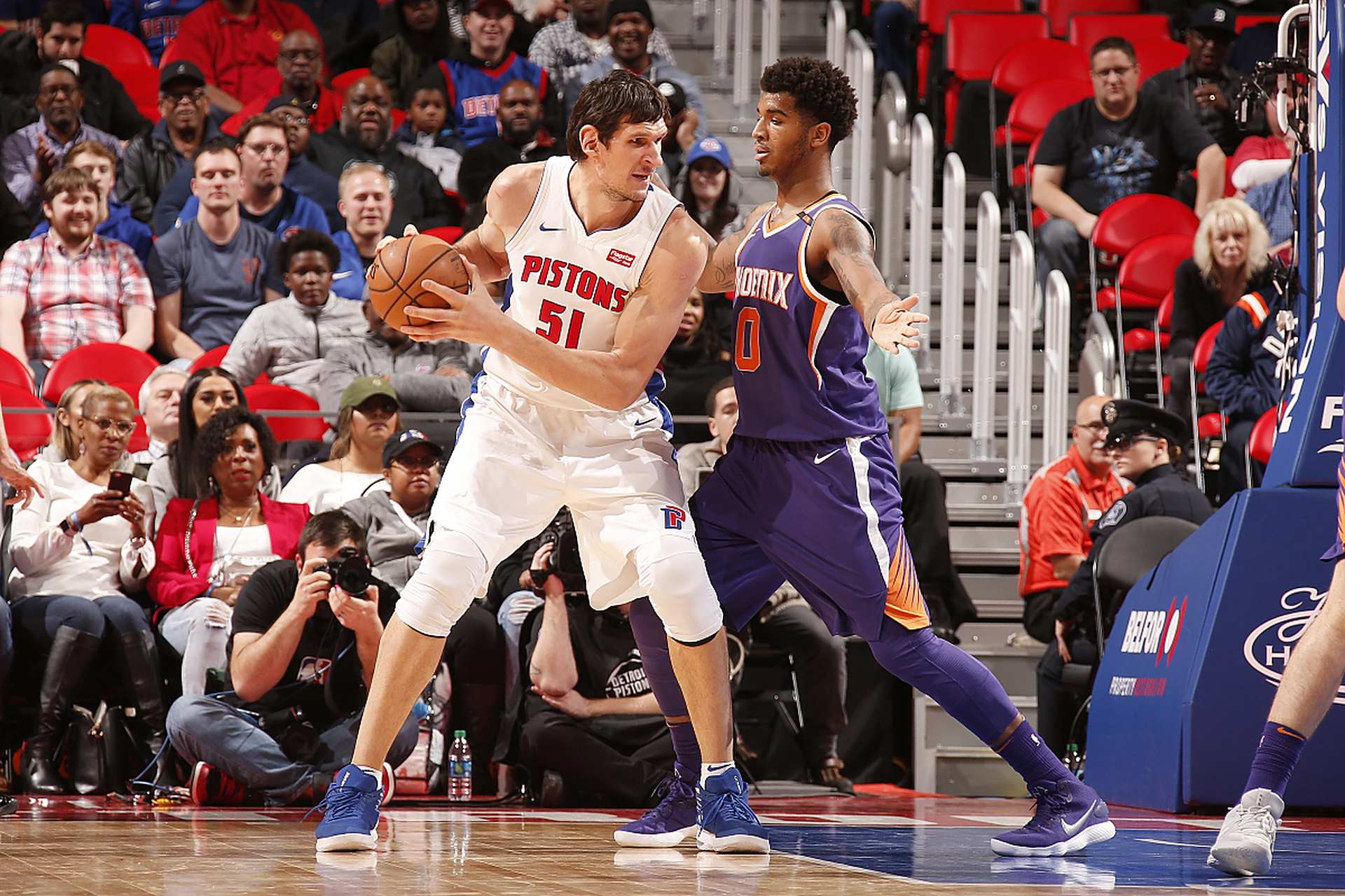 活塞痛失胜利,遭遇三连败的简单介绍 活塞痛失胜利,遭遇三连败的简单介绍