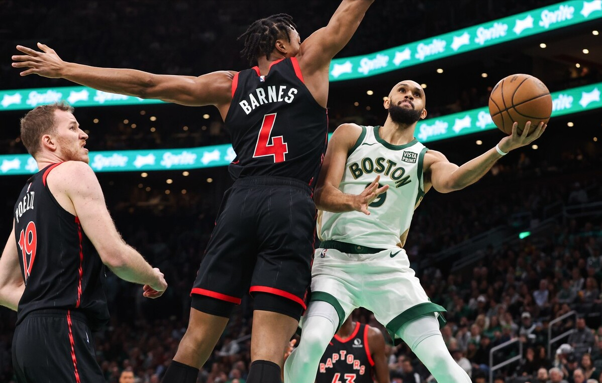 凯尔特人大胜开拓者,海沃德独揽37分 凯尔特人大胜开拓者,海沃德独揽37分