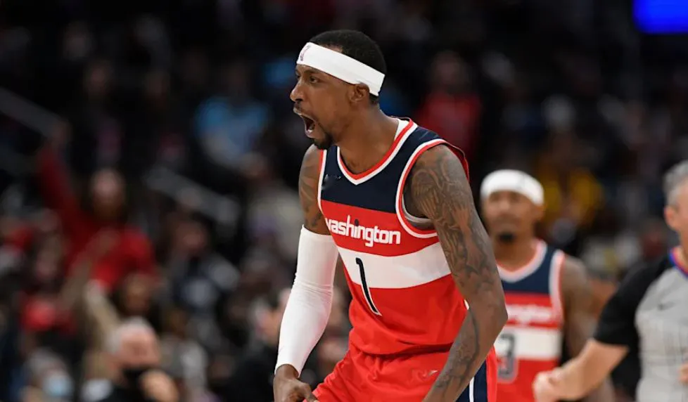 爱游戏体育地址-绿军客场击败奇才，全面崛起