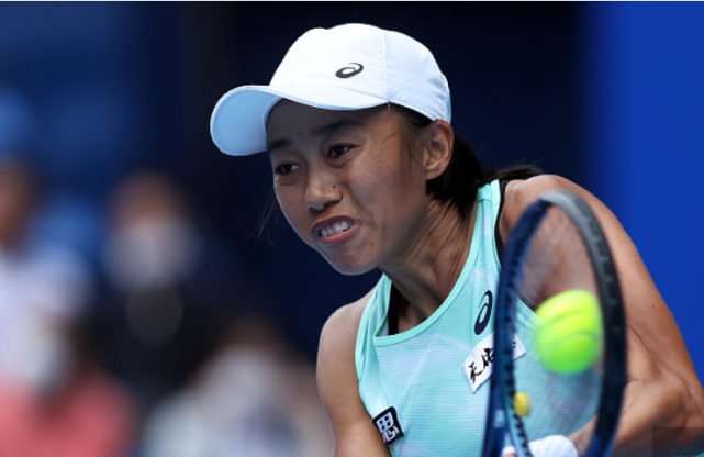 关于火热交锋：冰岛男篮与时俱进稳操胜券的信息