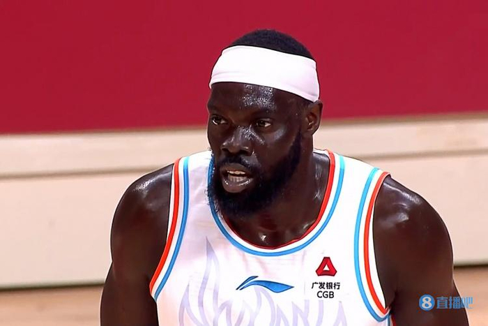 山东男篮走出低谷,取得胜利 山东男篮走出低谷,取得胜利