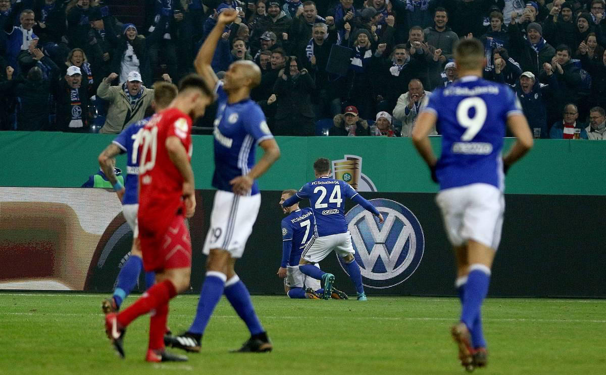 汉堡队在比赛中展现出色实力，赢得胜利