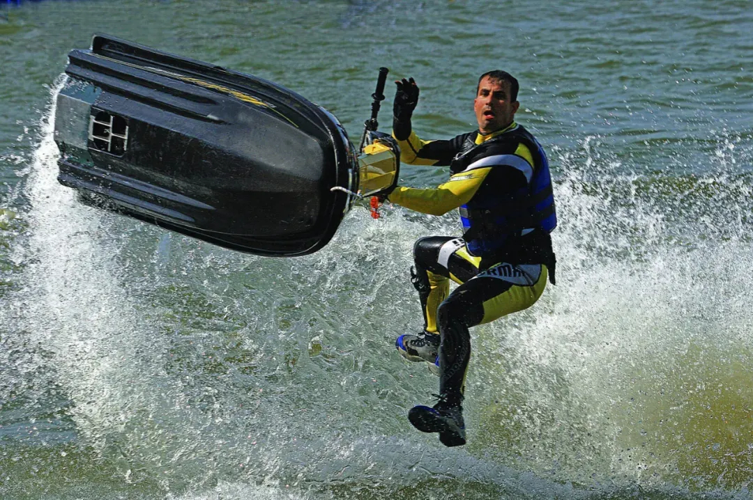 爱游戏官网入口-关于新西兰选手在划船比赛中获得金牌的信息